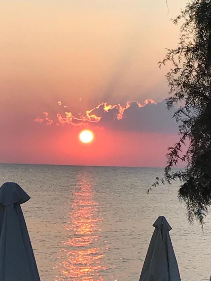 Hotel Bara Neos Marmaras Exteriör bild